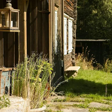 Old Farmstead With Log By River At Lonin * Holvik (Tinn)